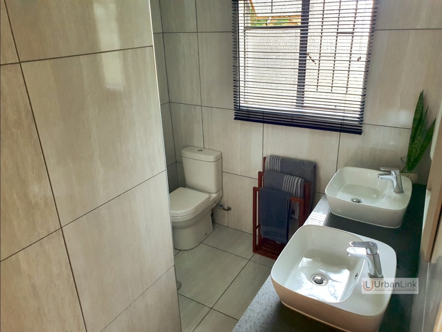 3 Bedroom Property for Sale in Safari Gardens North West